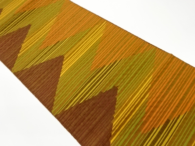 リサイクル　ふくれ織横段模様織出し名古屋帯